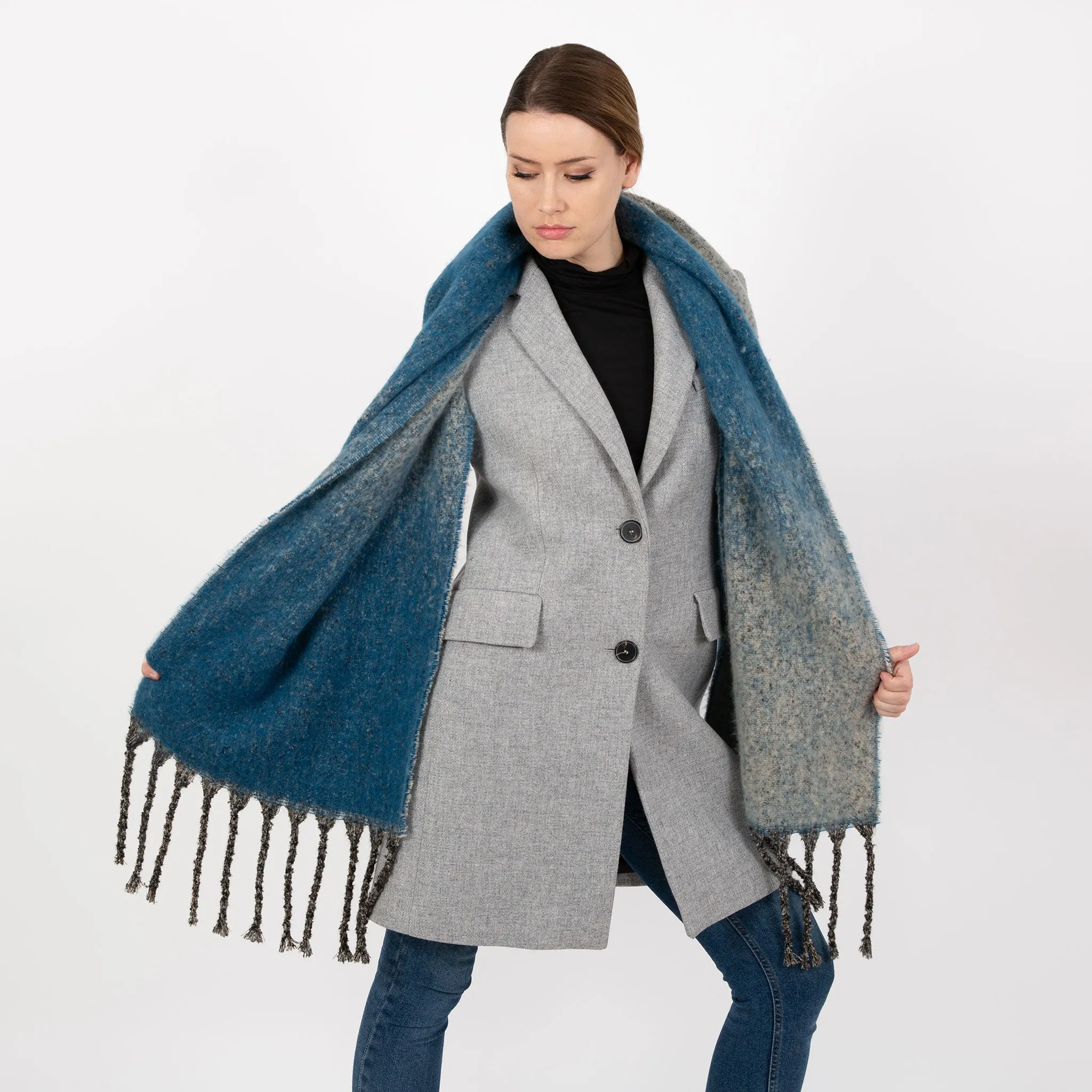 Women’s Reversible Ombre Blanket Scarf