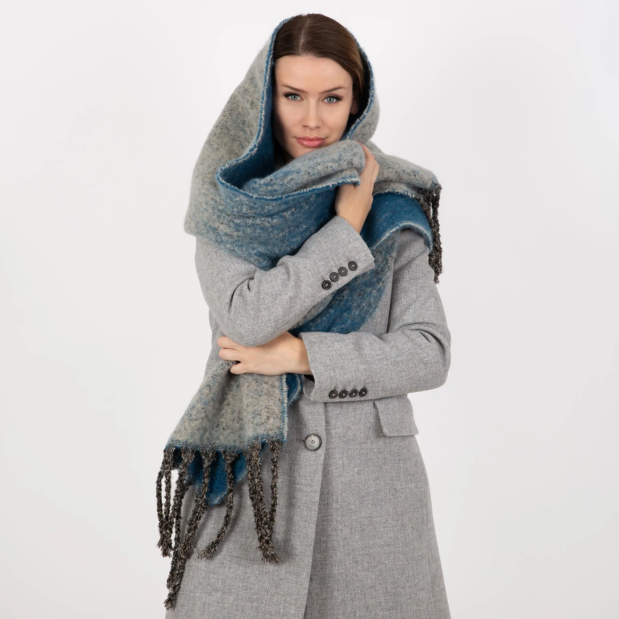 Women’s Reversible Ombre Blanket Scarf